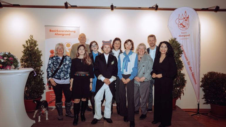 copyright: Suna Films Gruppenfoto der Preisverleihung
