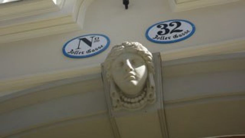 copyright: MA 7 Hausfassade mit zwei Hausnummern