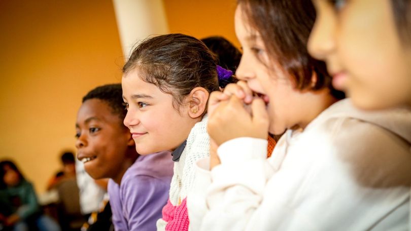 copyright: Stadt Wien/Christian Fürthner Kinder hören zu während vorgelesen wird