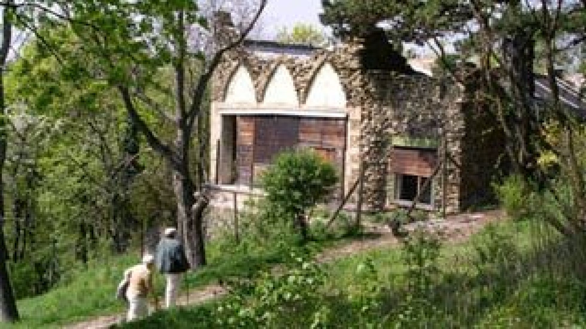 copyright: MA 49 Ruinenvilla im Dehnepark