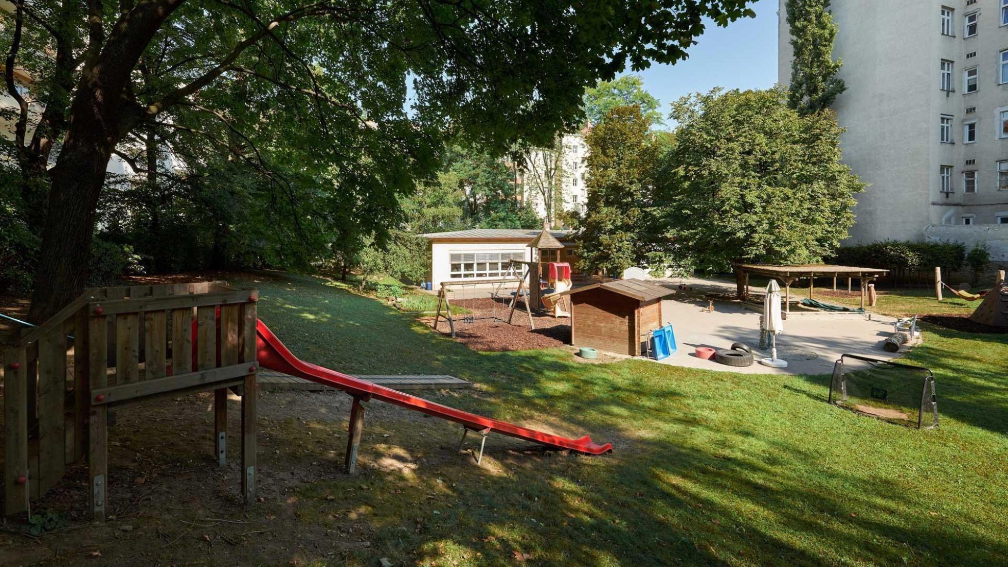 copyright: MA10/Markus Wache Außenbereich Kindergarten Rainergasse 23-25