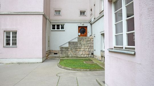 Gebäude Kindergarten 1100 Troststraße 68-70