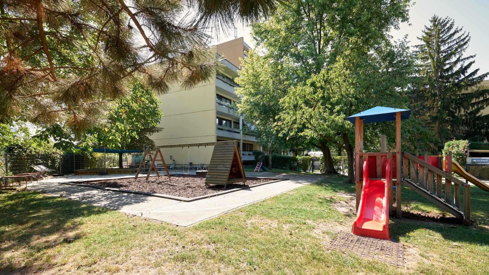 copyright: MA10/Markus Wache Außenbereich Kindergarten Klitschgasse 31