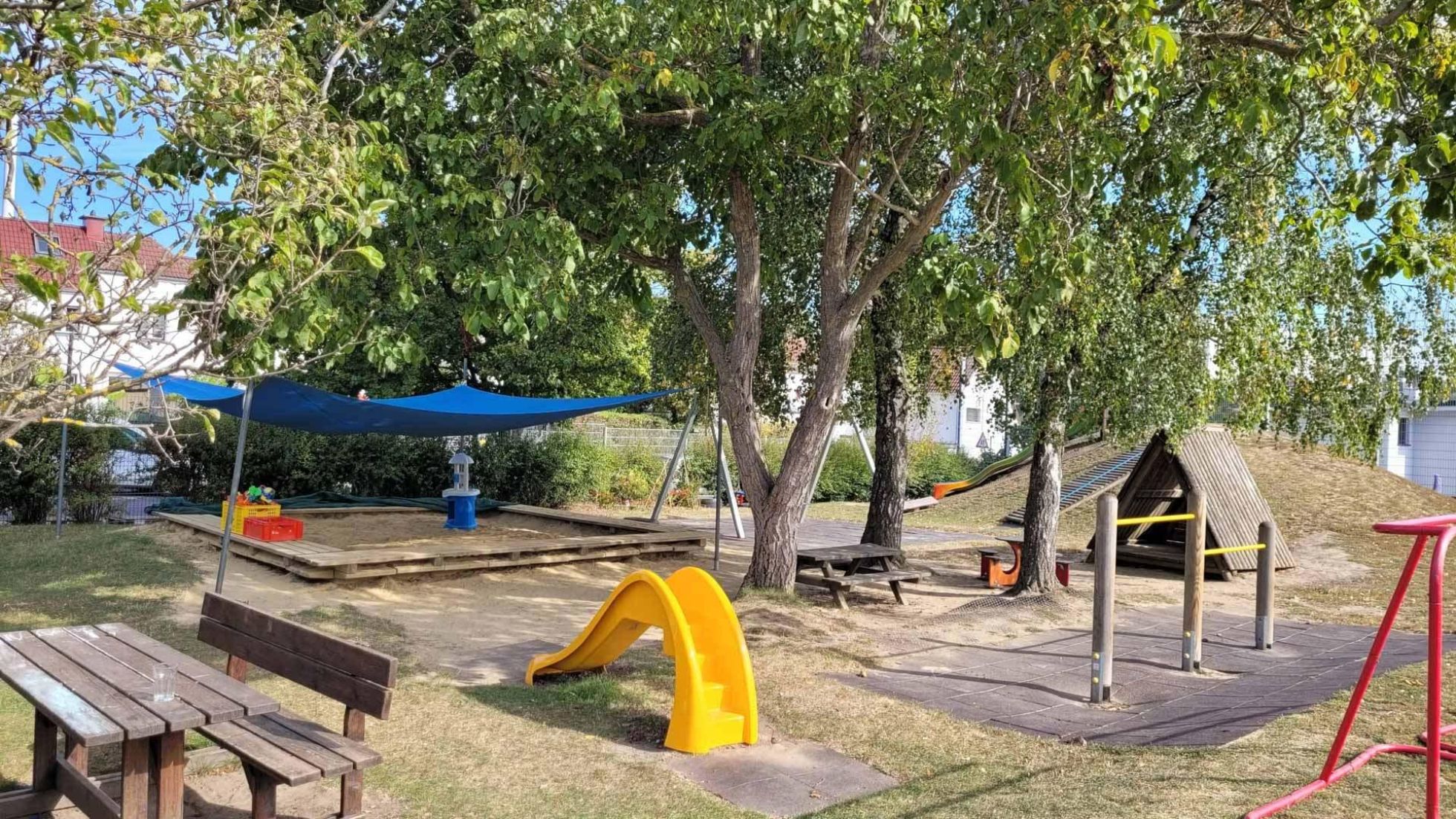 copyright: Kinderfreunde Außenbereich Kindergarten Achtundvierzigerplatz 44