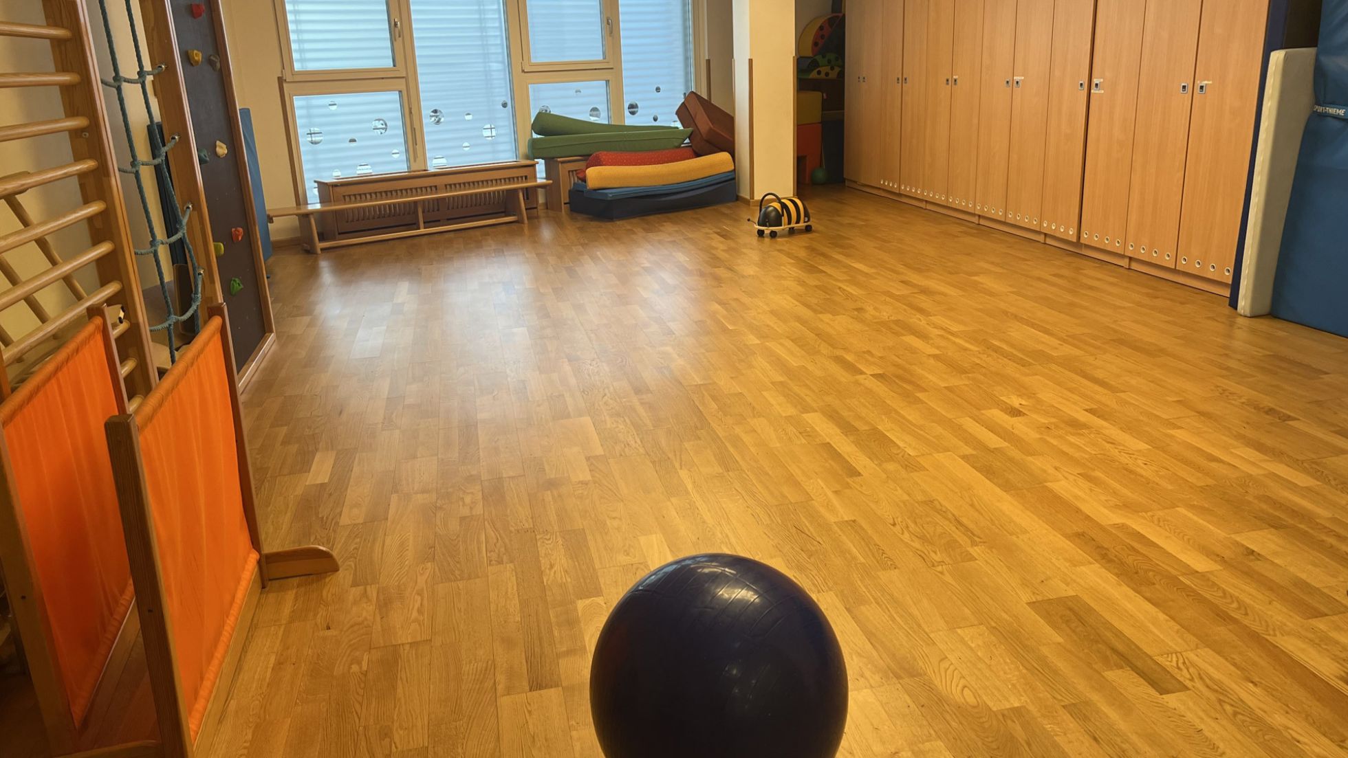 copyright: KIWI - Kinder in Wien Außenbereich Kindergarten Brünnerstraße 55-57