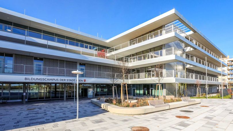 copyright: MA19/Christian Fürthner Modernes Schulgebäude