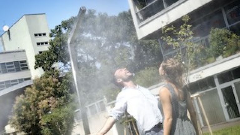 copyright: Wiener Wasser/Zinner. Verwendung honorarfrei bei Namensnennung. Die neuen Sprühregenlanzen von Wiener Wasser bieten Erfrischung an heißen Sommertagen