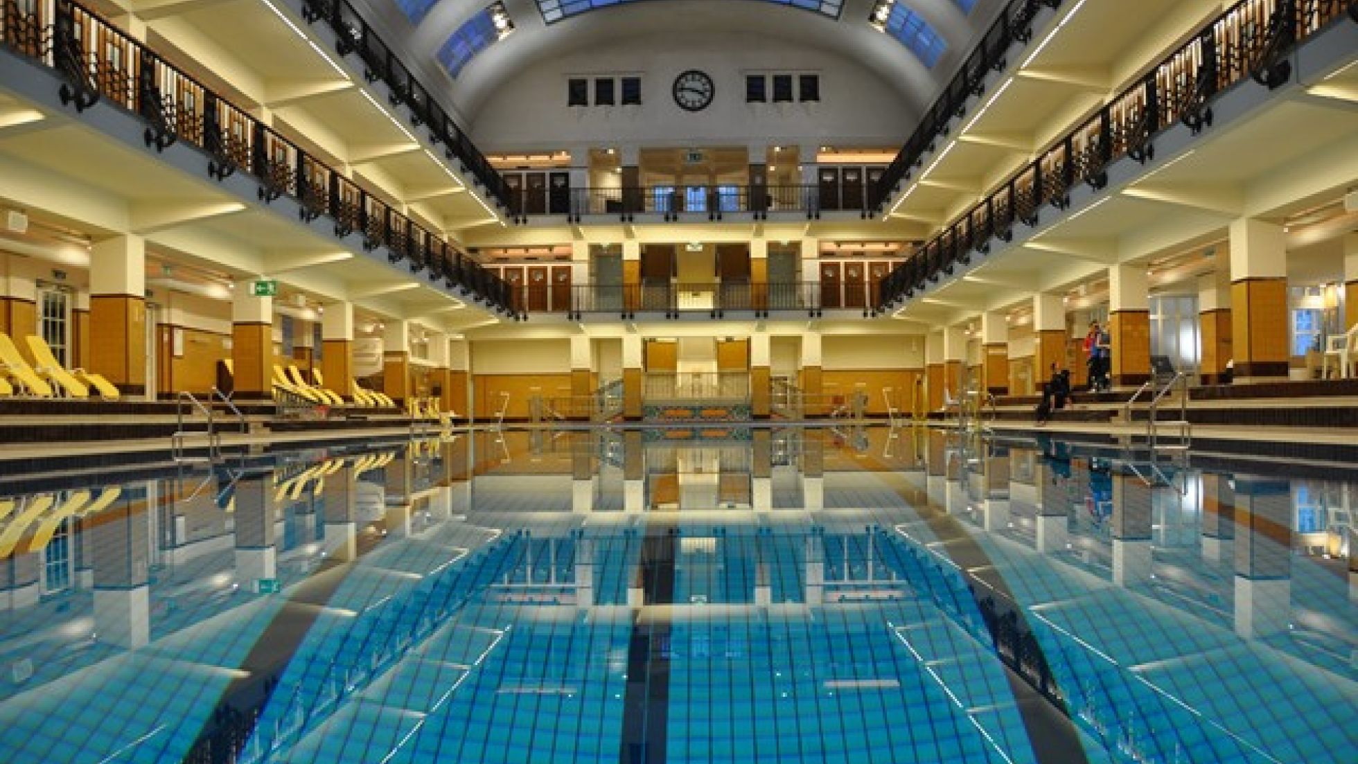 copyright: Wiener Bäder (MA 44) Schwimmhalle Amalienbad