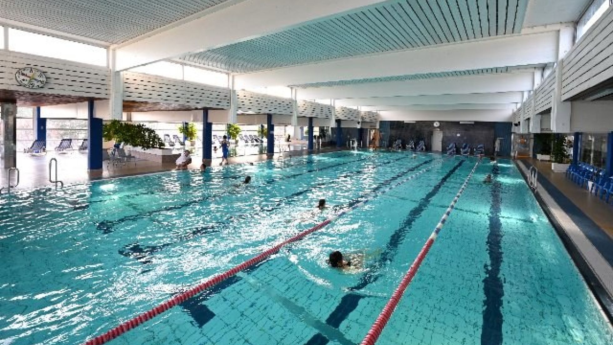 copyright: Stadt Wien/Horst Lassnig Längenschwimmbecken im Hallenbad Döbling