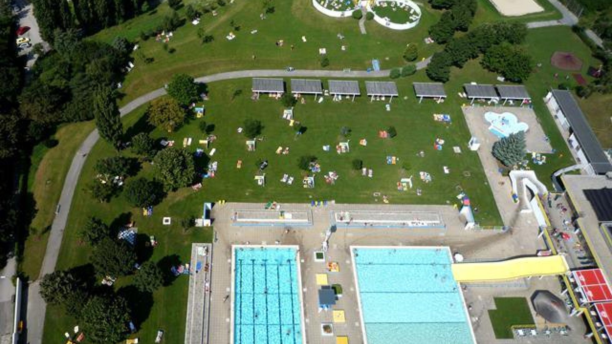 copyright: Wiener Bäder (MA 44) Luftbild des Hietzinger Bades