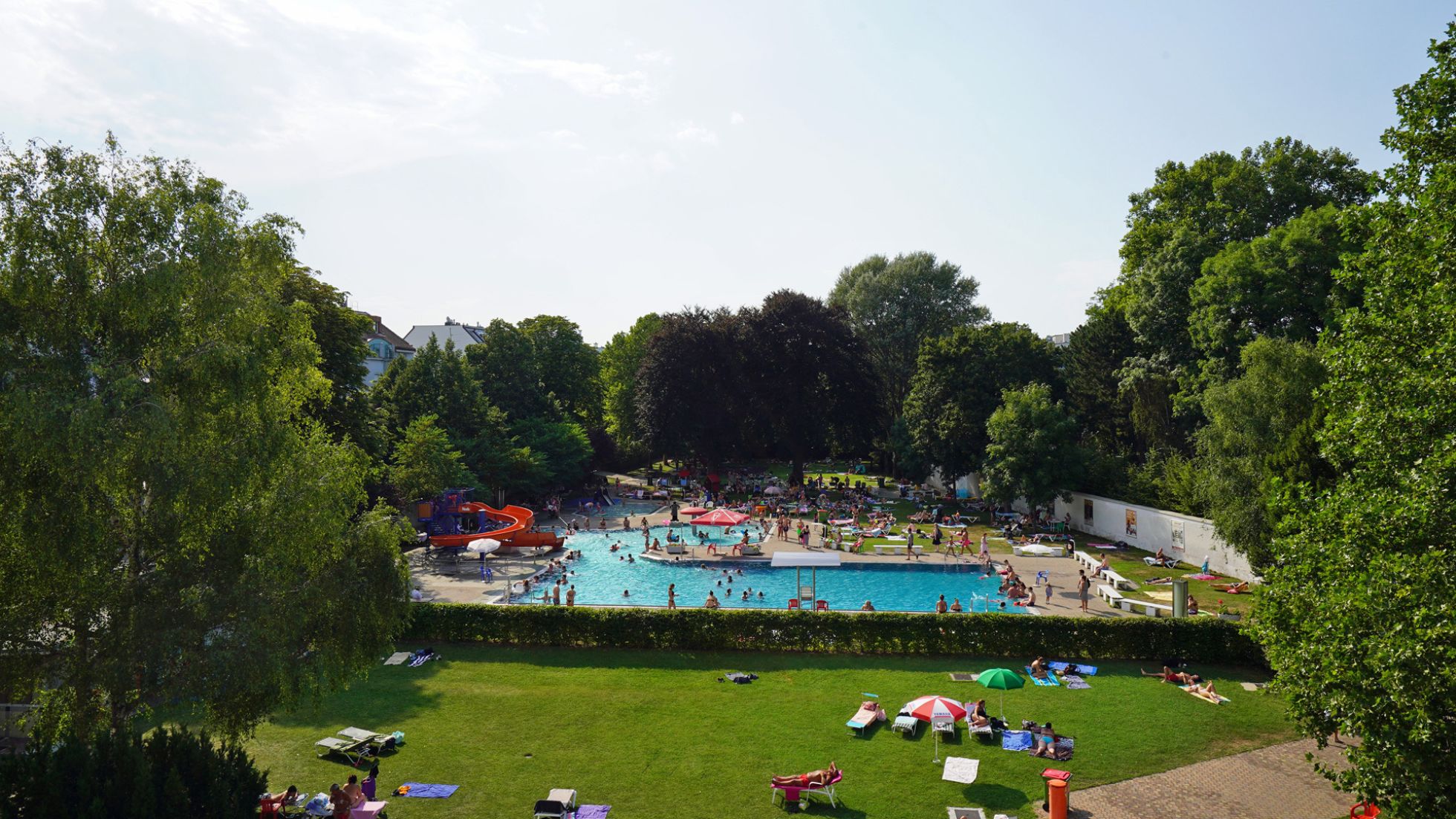 copyright: Stadt Wien/Horst Lassnig Luftbild vom Liesinger Bad