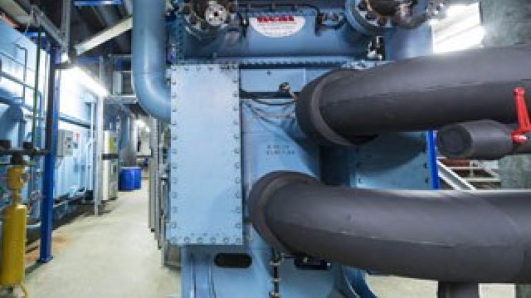 copyright: Wien Energie/Christian Hofer Maschinen in der Fernkaeltezentrale Schottenring