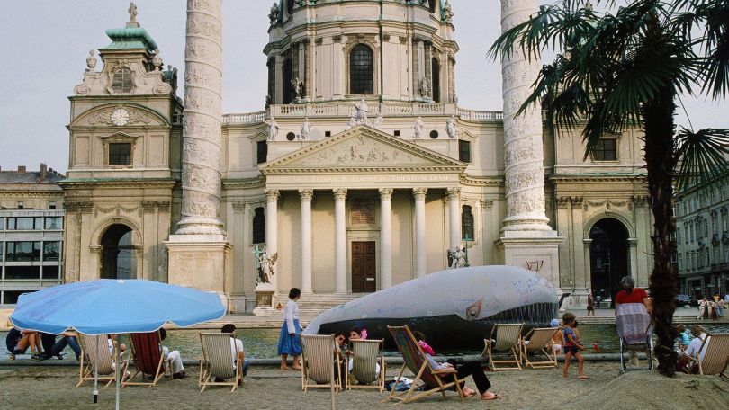 copyright: Margot Pilz Kaorle am Karlsplatz 1982