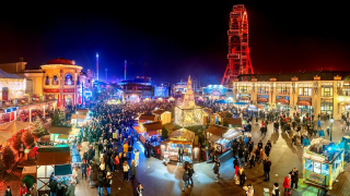 .Der Prater rockt  Wintermarkt am Riesenradplatz.